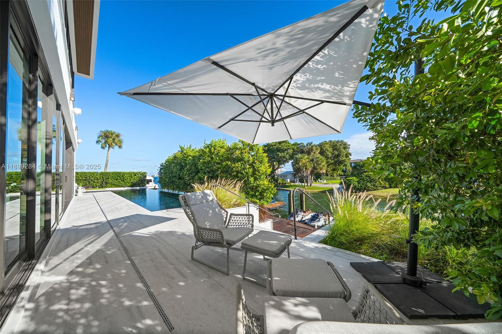 790 Lake Rd Miami, FL 33137