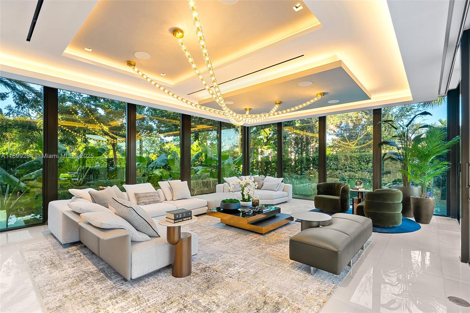 790 Lake Rd Miami, FL 33137