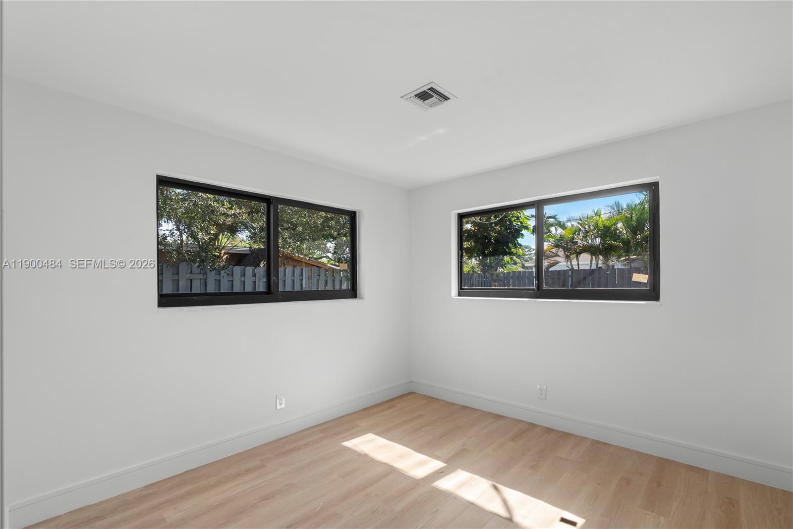 454 Dover Rd Jupiter, FL 33469