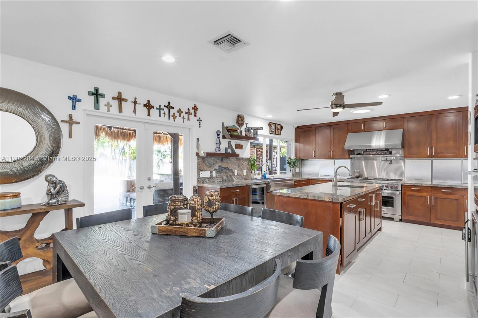 2108 NE 124th St North Miami, FL 33181