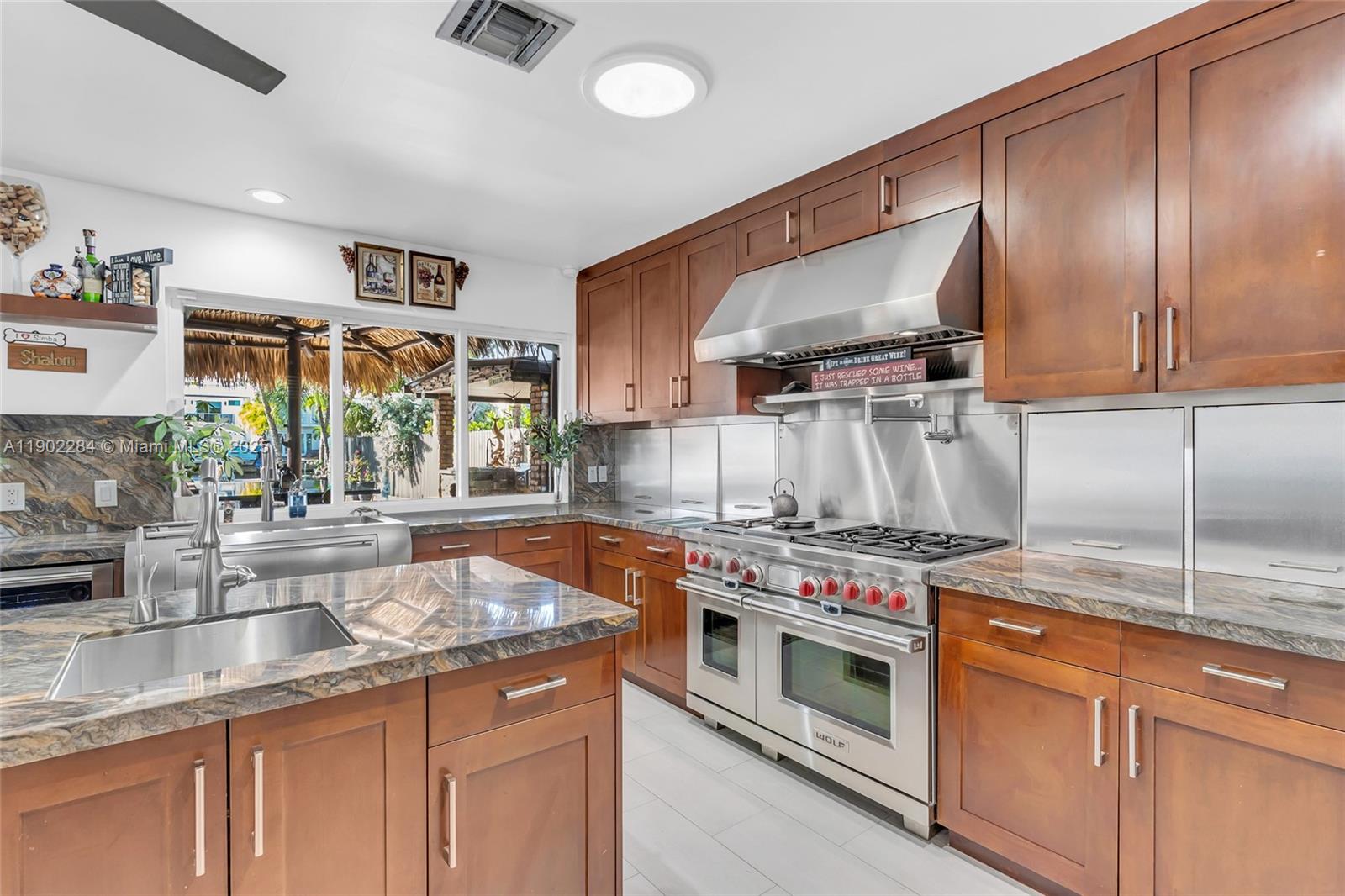 2108 NE 124th St North Miami, FL 33181