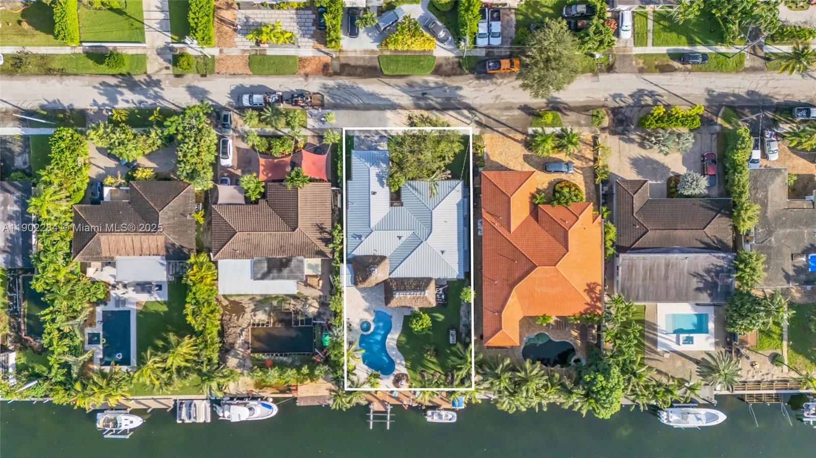 2108 NE 124th St North Miami, FL 33181