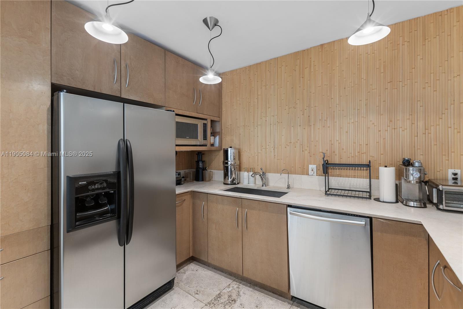 nine Island Ave #402 Miami Beach, FL 33139