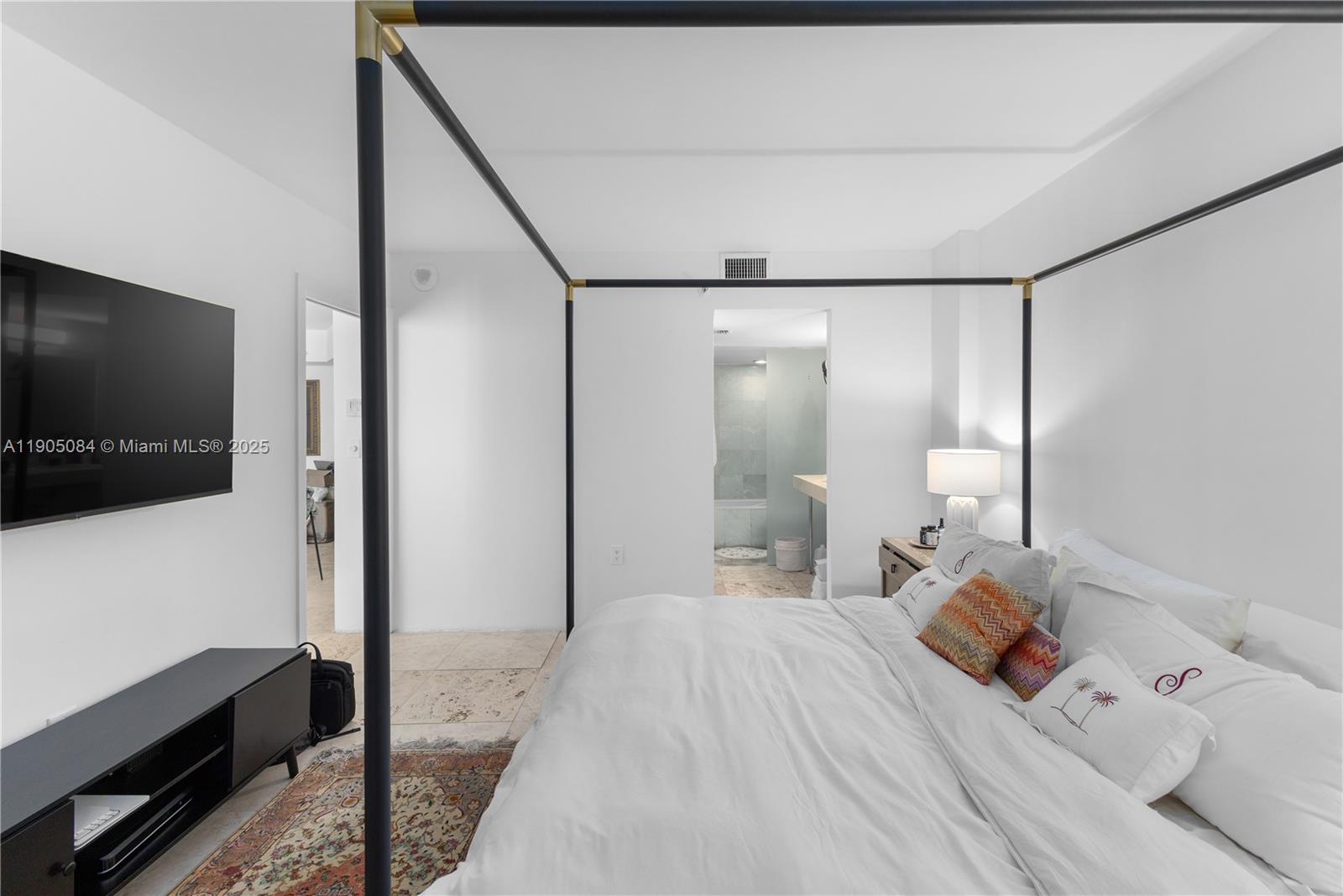 nine Island Ave #402 Miami Beach, FL 33139