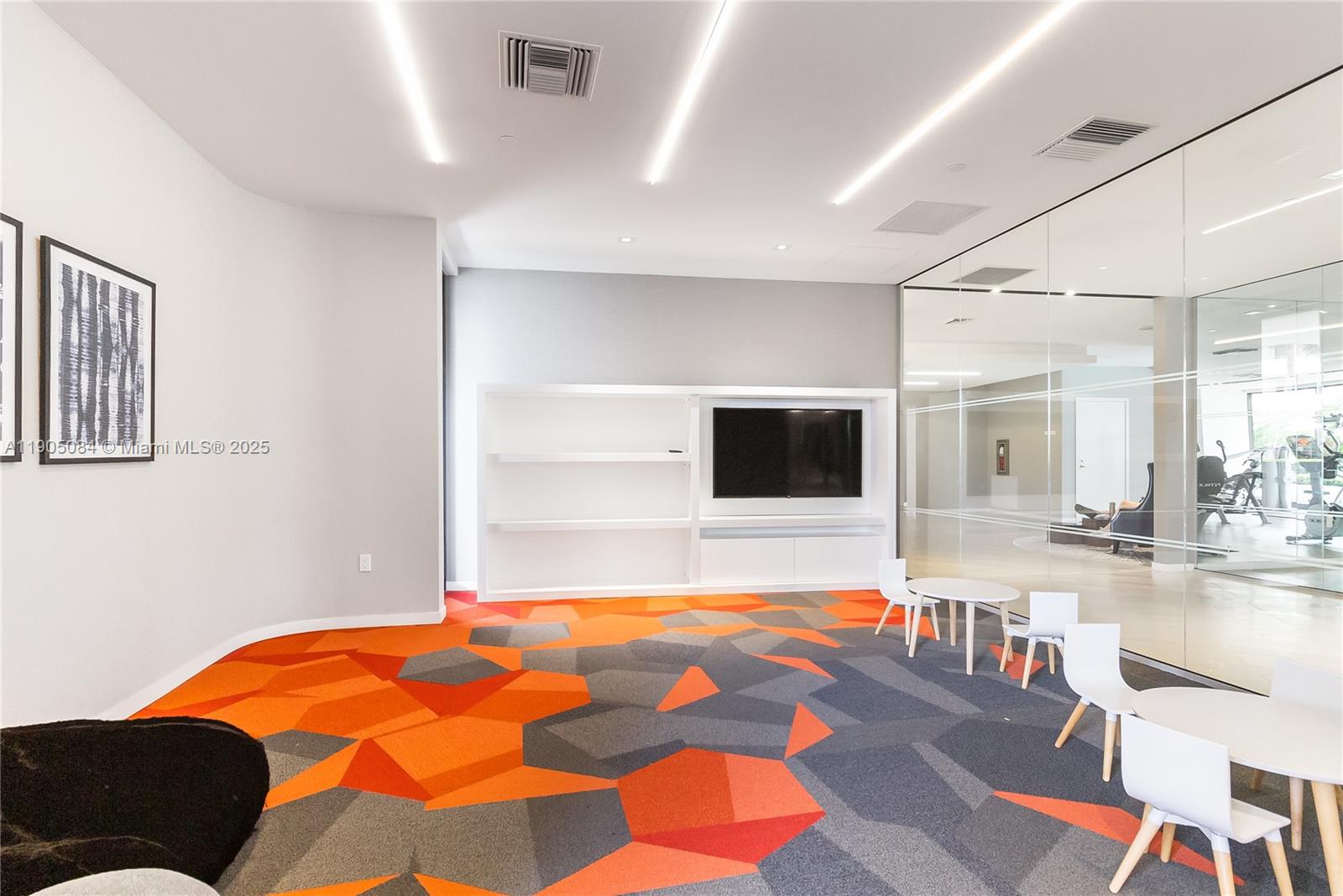 nine Island Ave #402 Miami Beach, FL 33139