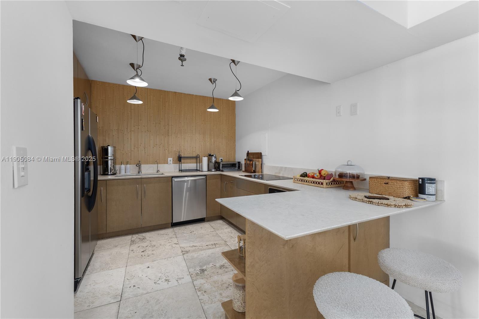 nine Island Ave #402 Miami Beach, FL 33139