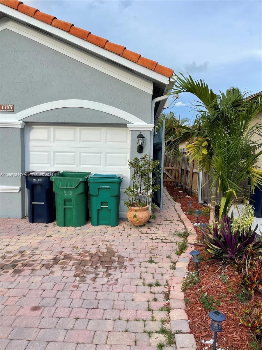 1133 NW 135th Ct Miami, FL 33182