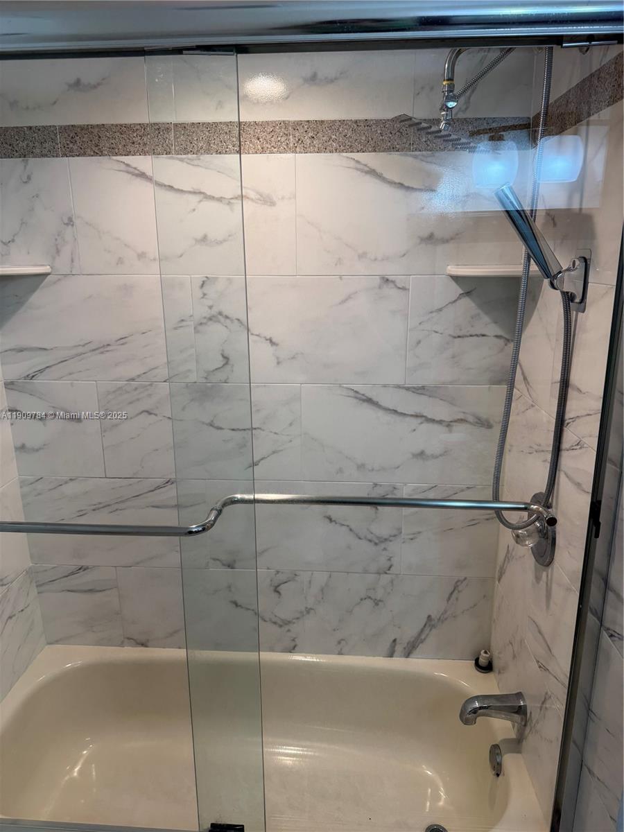 6025 SW 133rd Ct Miami, FL 33183