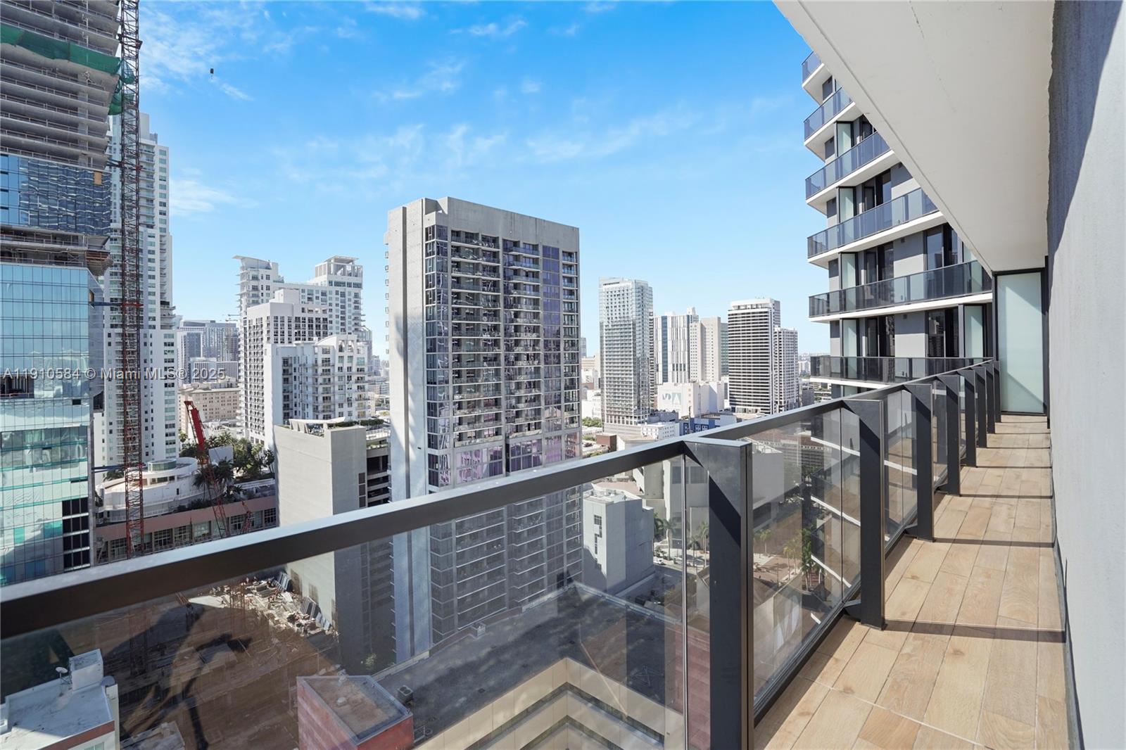 398 NE 5th St #1811 Miami, FL 33132