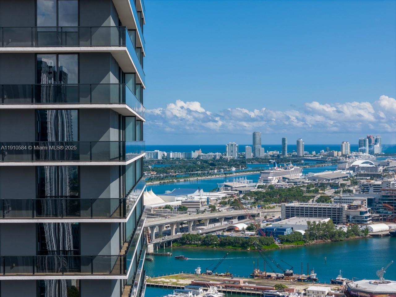 398 NE 5th St #1811 Miami, FL 33132