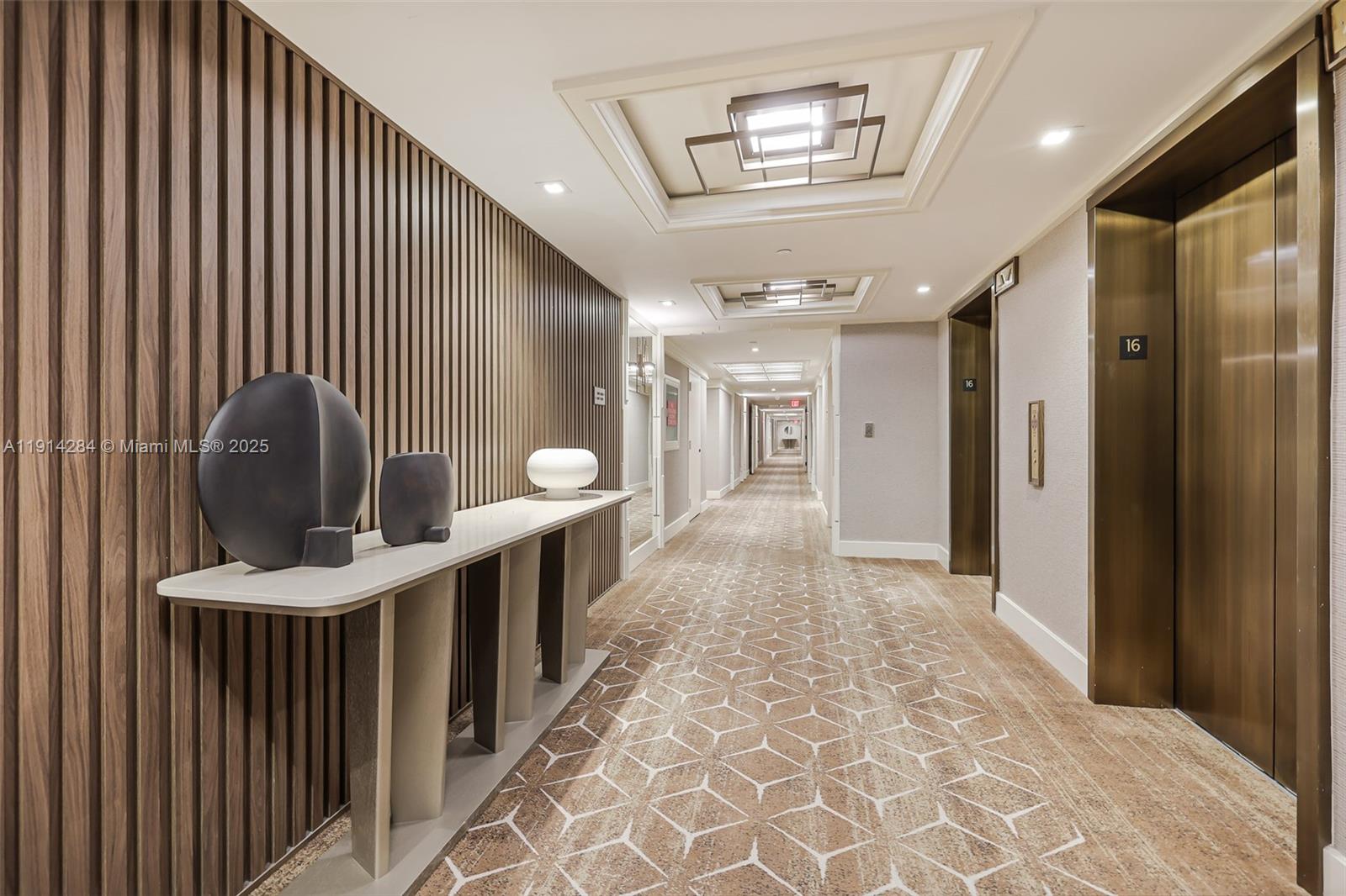 2 Grove Isle Dr #B1507 Miami, FL 33133