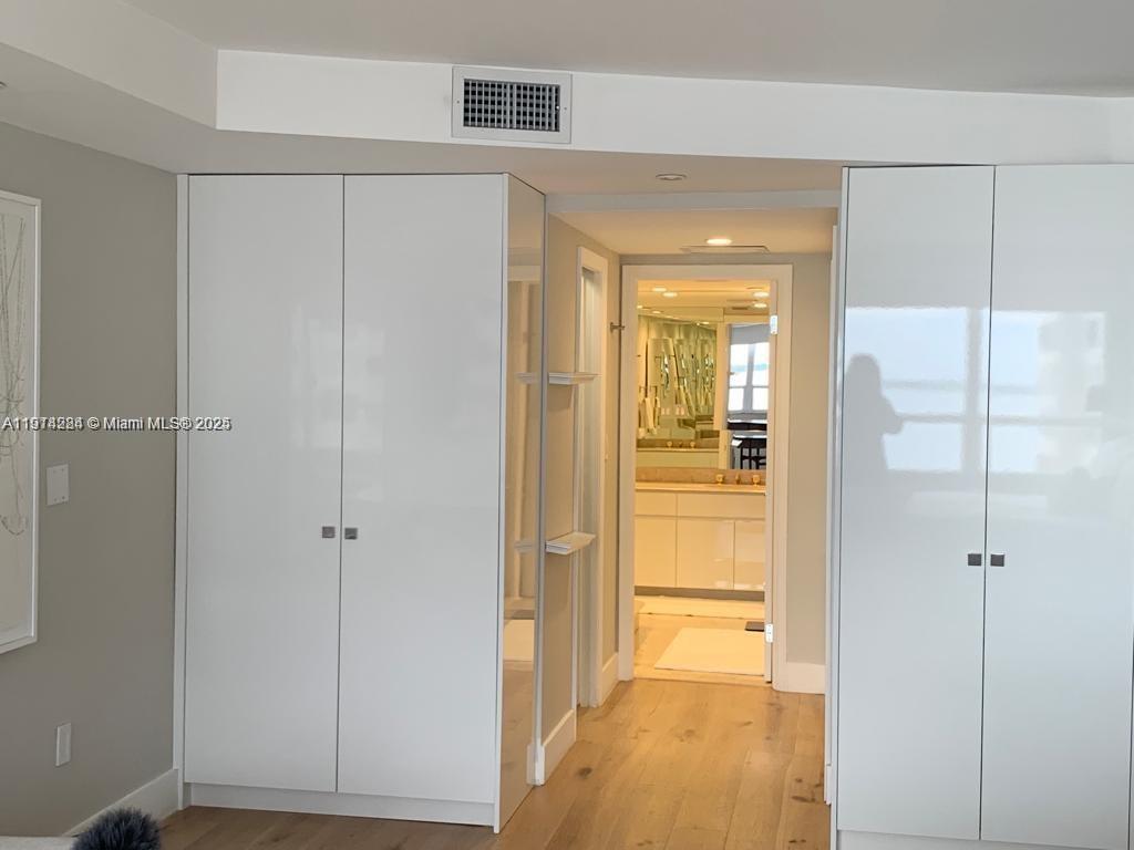 2 Grove Isle Dr #B1507 Miami, FL 33133