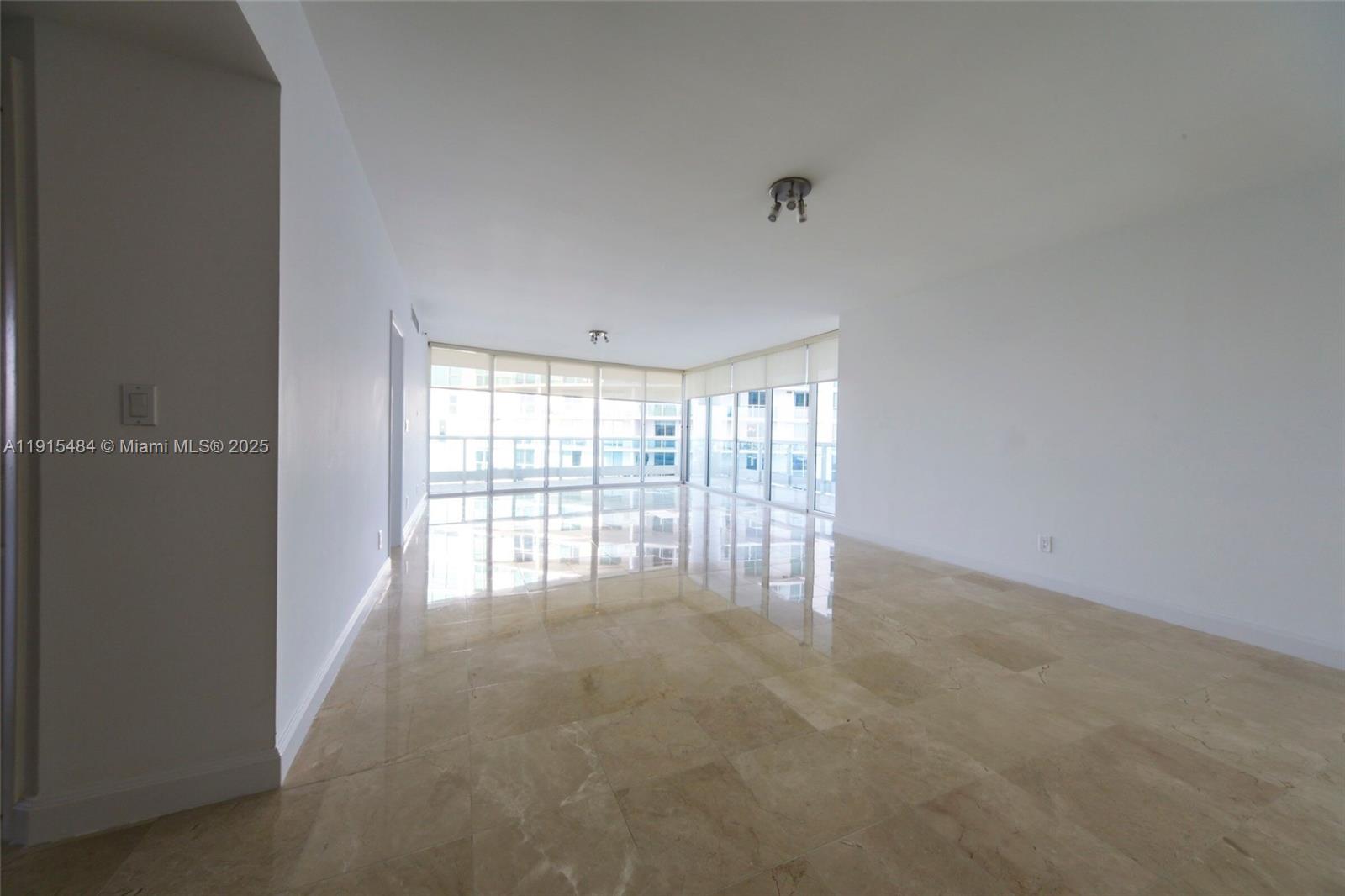 2127 Brickell Ave #2504 Miami, FL 33129
