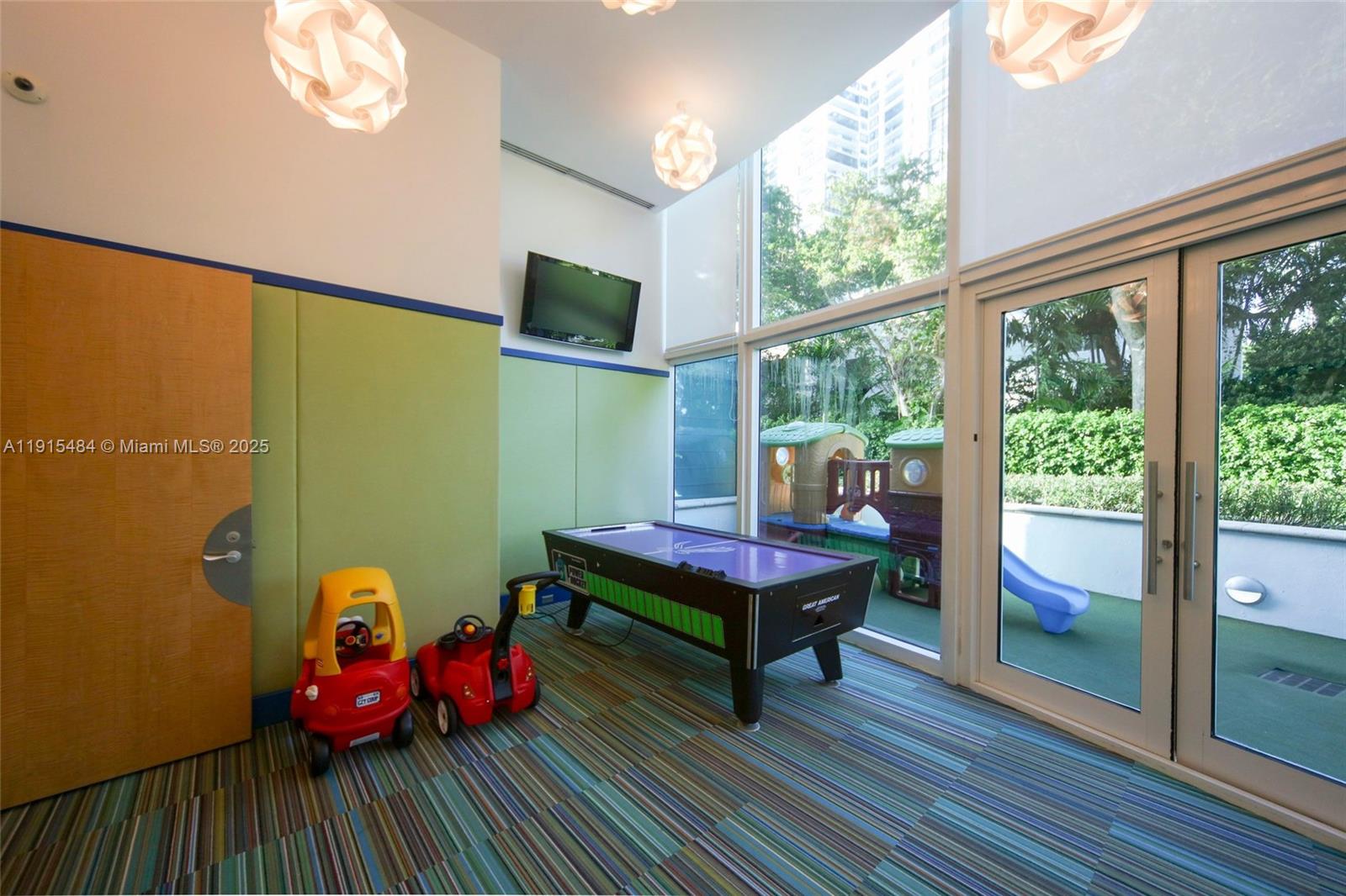 2127 Brickell Ave #2504 Miami, FL 33129