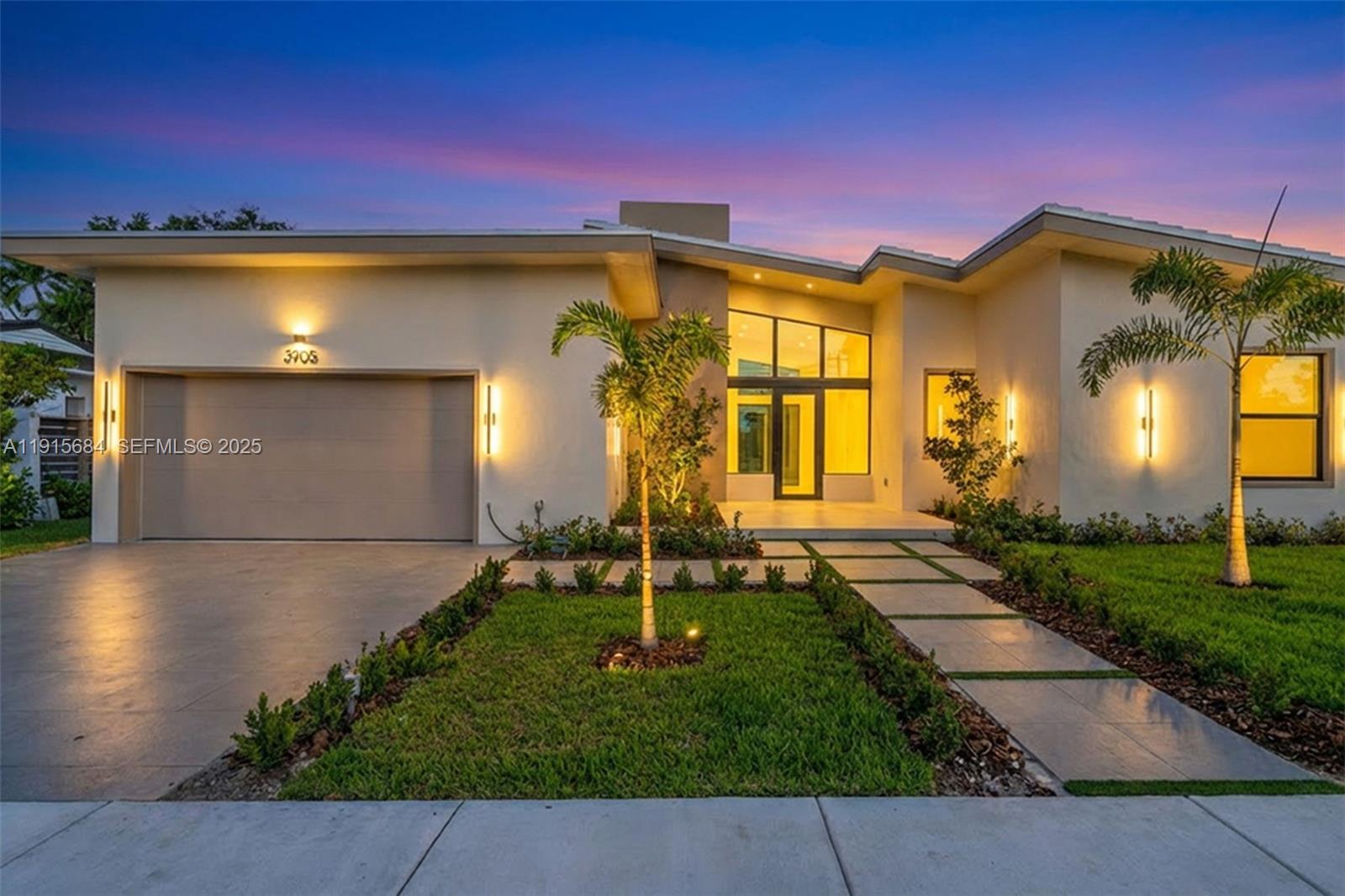 3905 SW 5th St Coral Gables, FL 33134