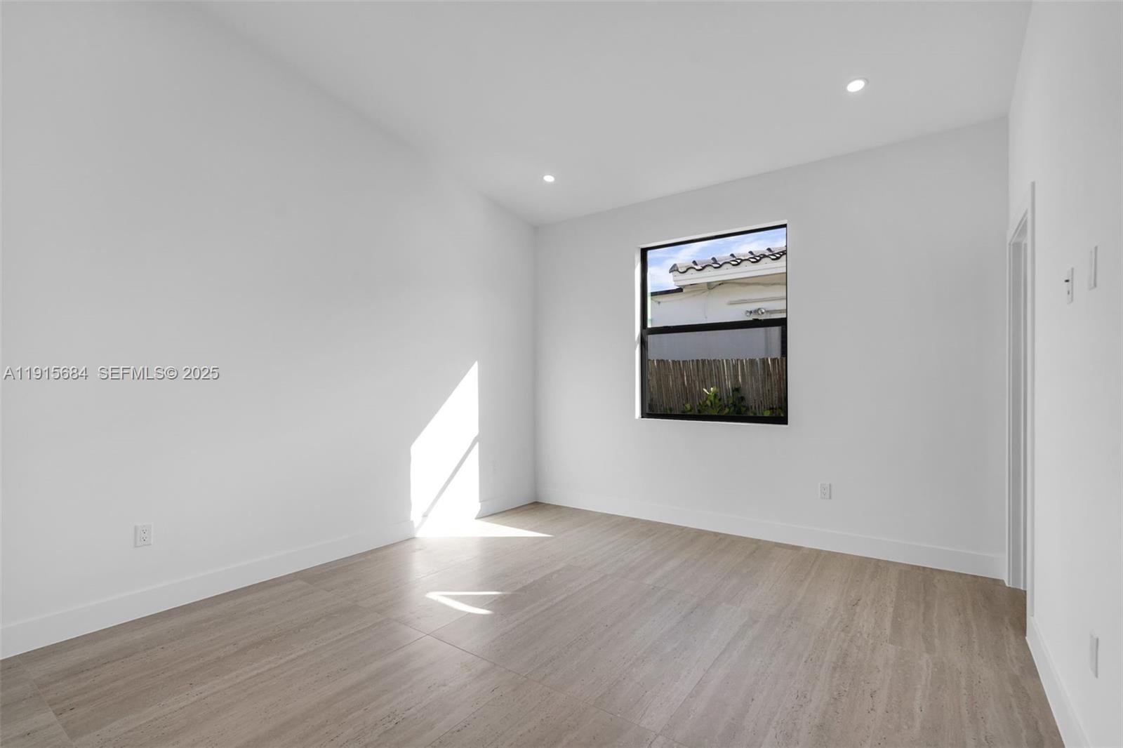 3905 SW 5th St Coral Gables, FL 33134