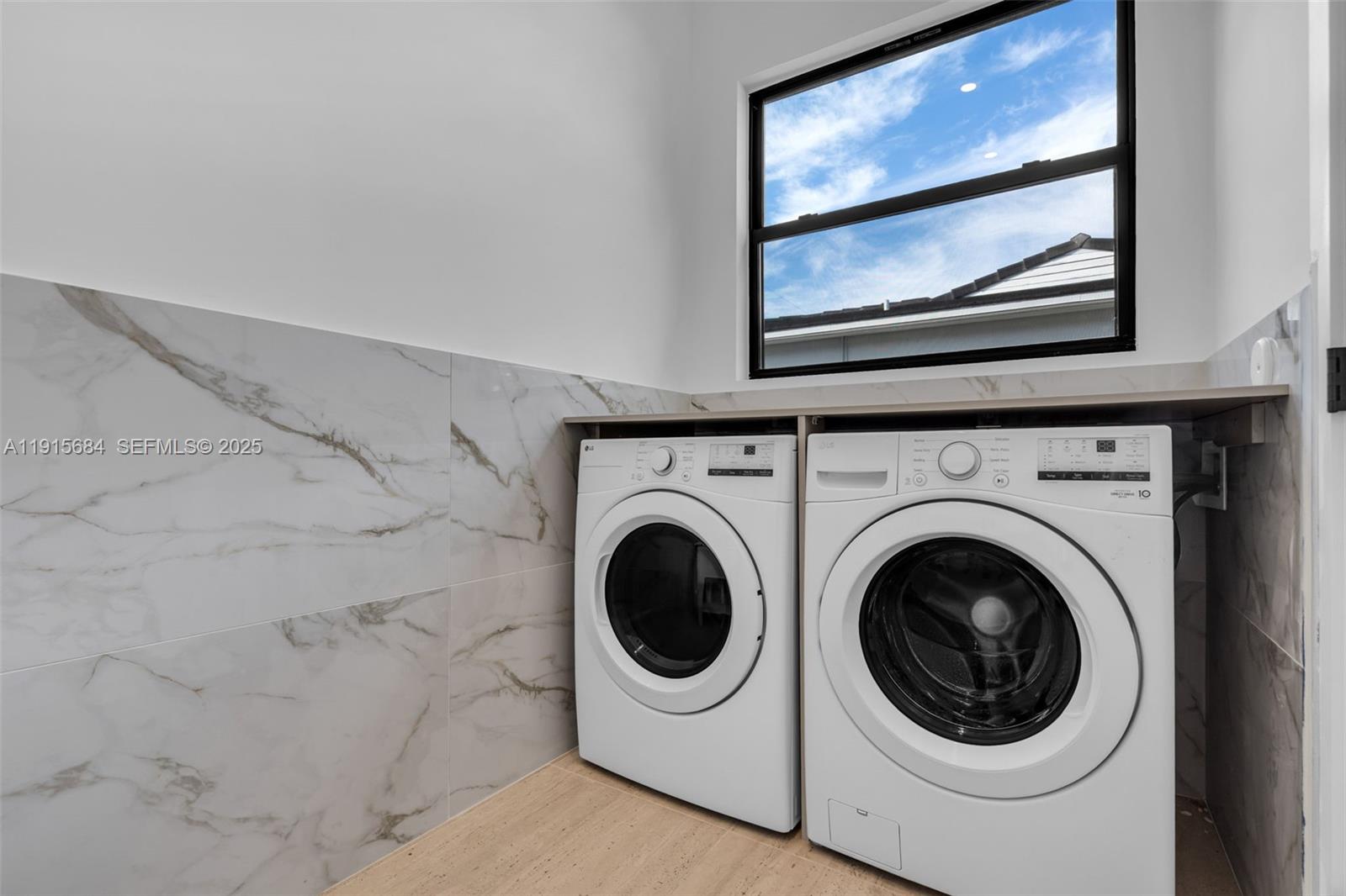 3905 SW 5th St Coral Gables, FL 33134