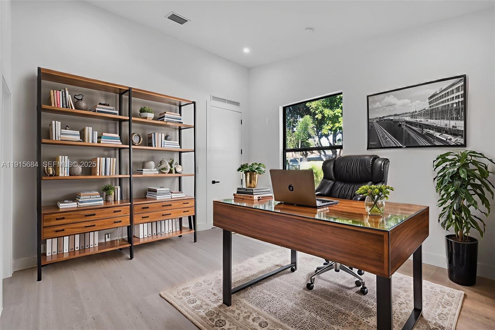 3905 SW 5th St Coral Gables, FL 33134