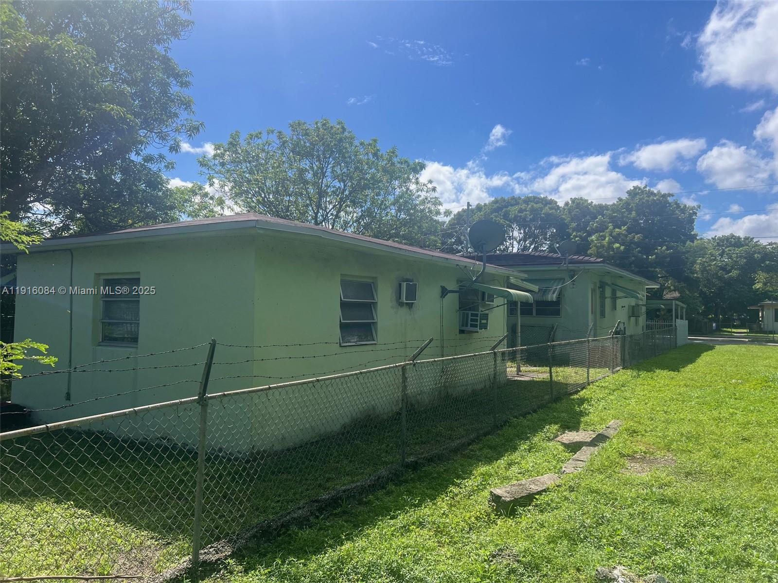 4751 NW 15th Ave Miami, FL 33142