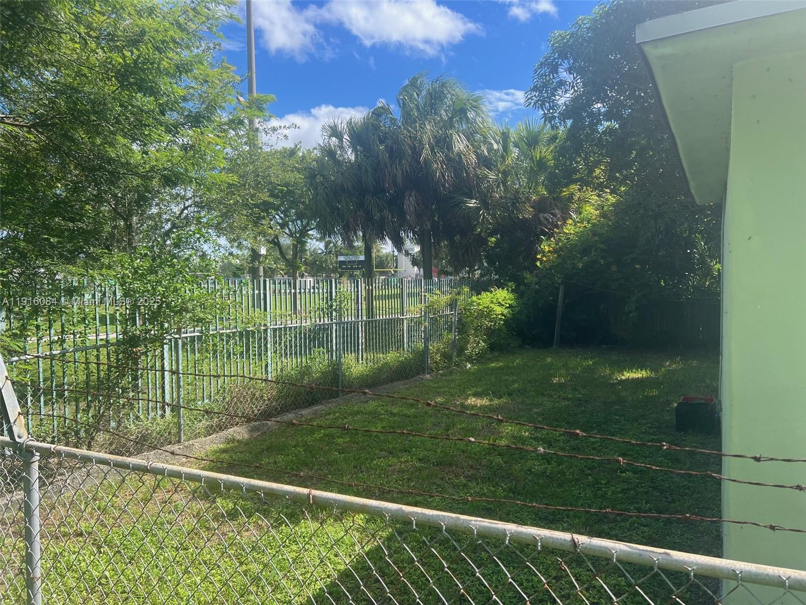 4751 NW 15th Ave Miami, FL 33142