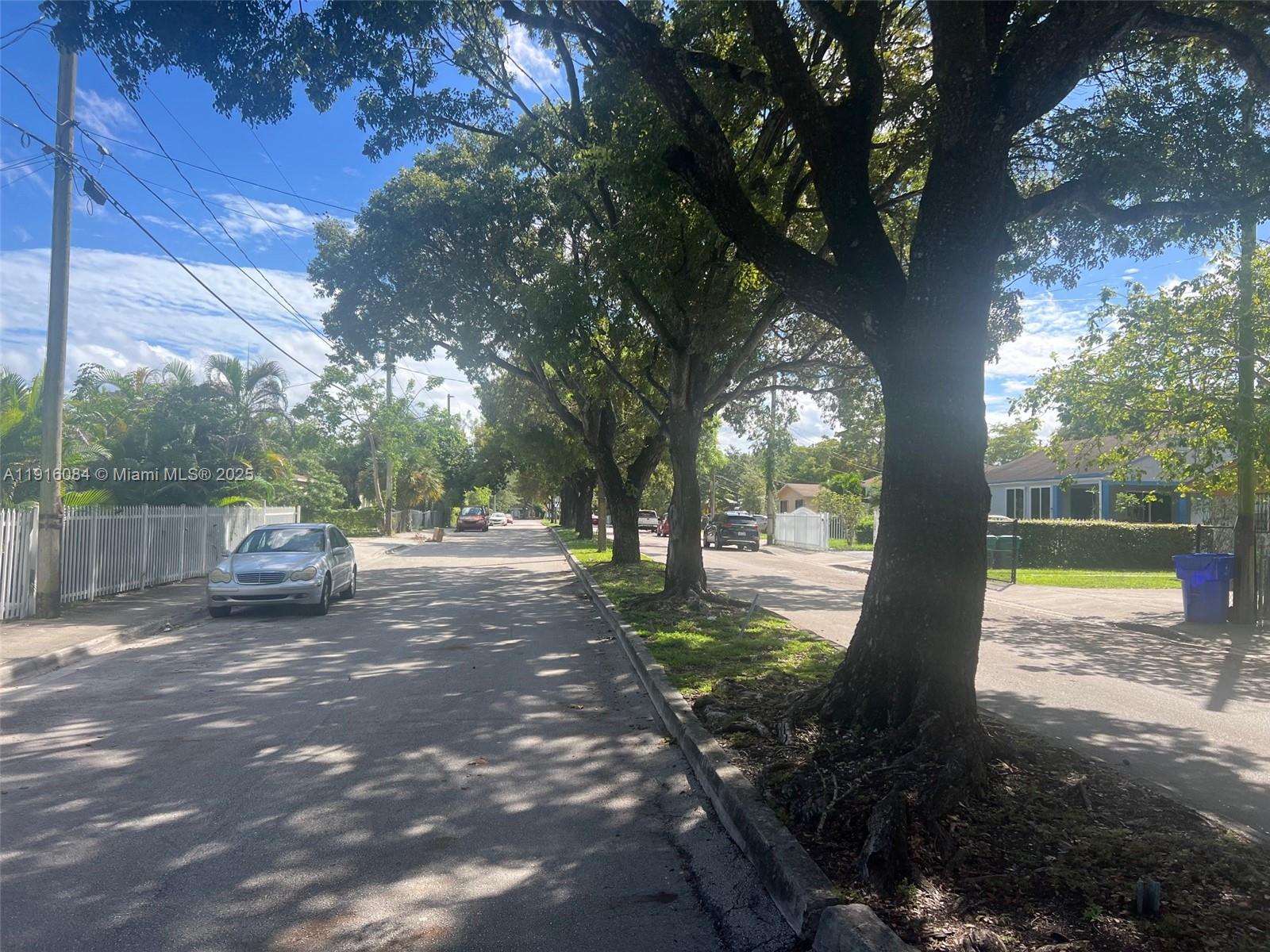 4751 NW 15th Ave Miami, FL 33142