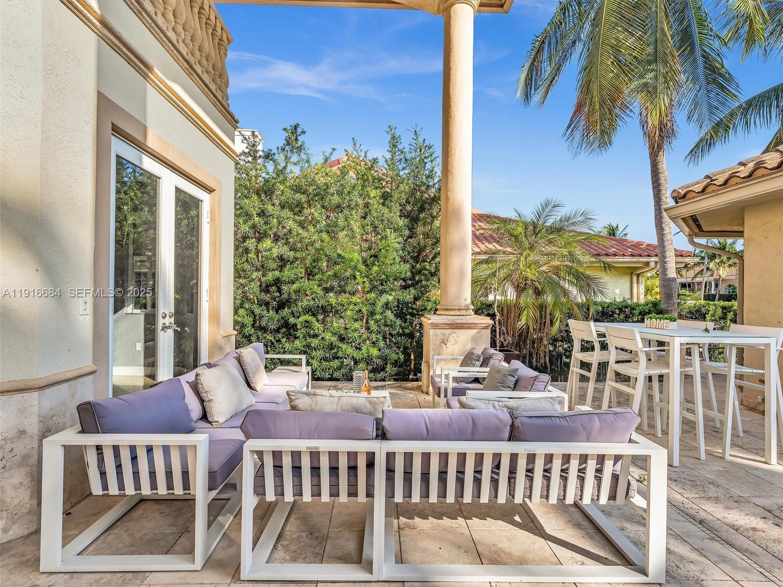 922 Washington St Hollywood, FL 33019