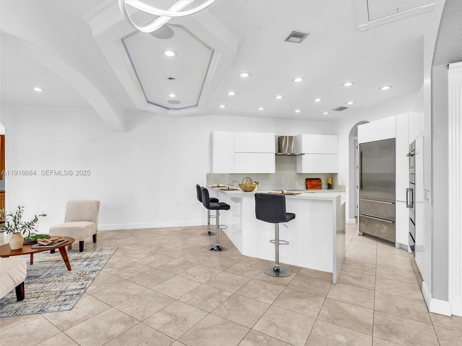 922 Washington St Hollywood, FL 33019