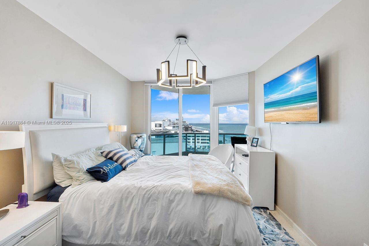 5025 Collins Ave #1907 Miami Beach, FL 33140
