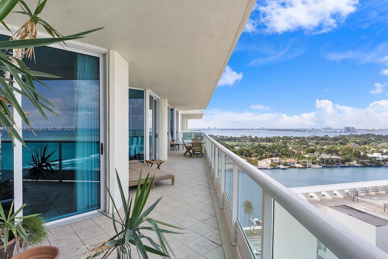 5025 Collins Ave #1907 Miami Beach, FL 33140