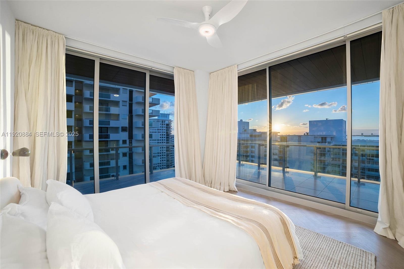5775 Collins Ave #1501 Miami Beach, FL 33140