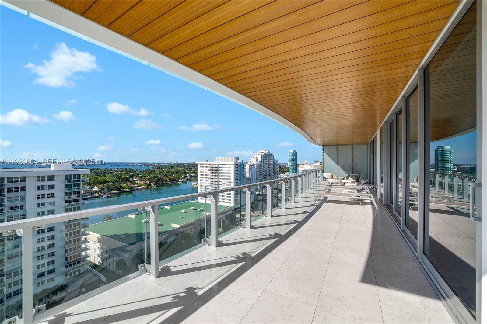 5775 Collins Ave #1501 Miami Beach, FL 33140