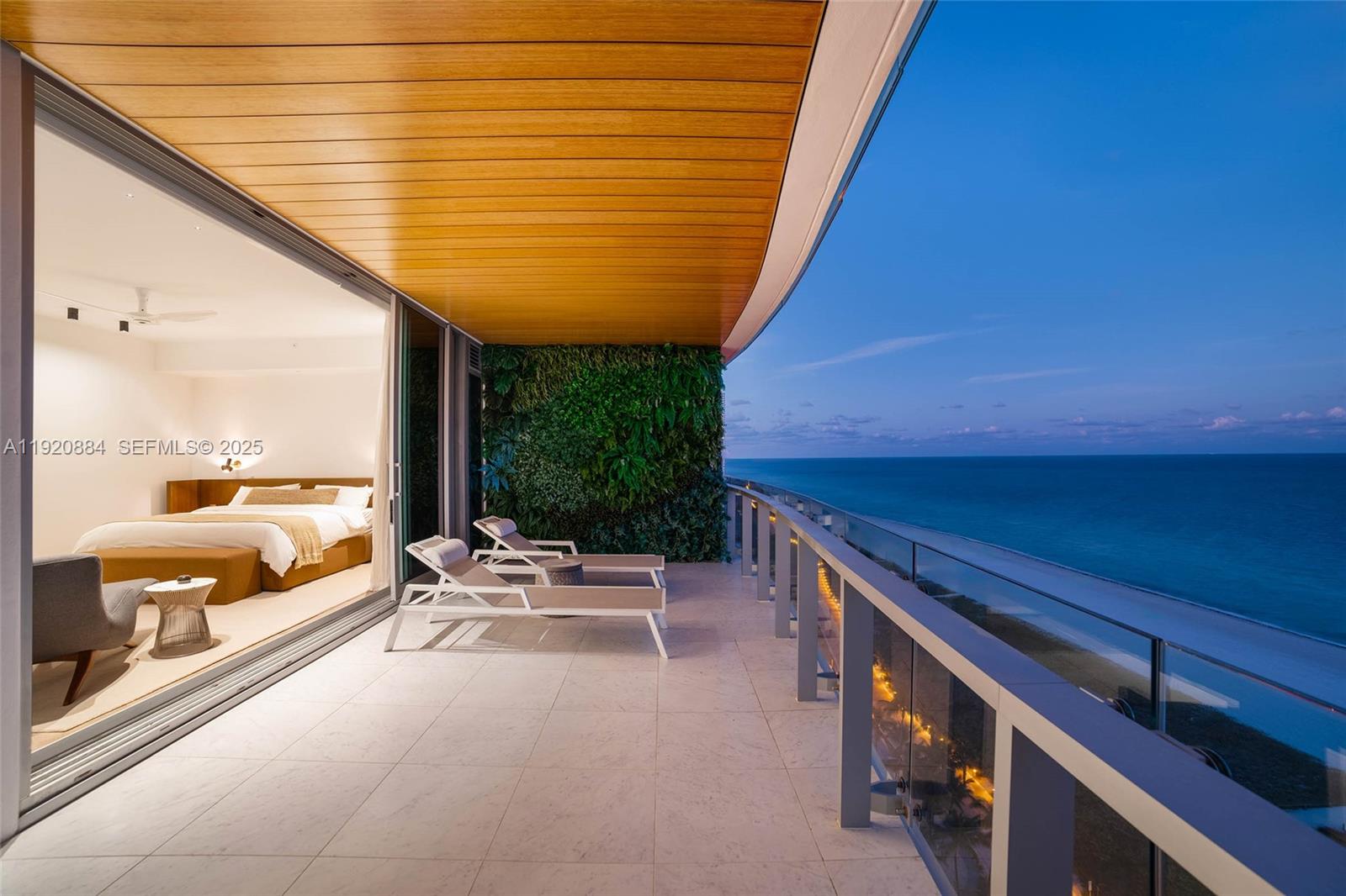 5775 Collins Ave #1501 Miami Beach, FL 33140