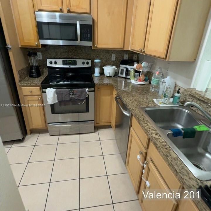 6001 SW 70th St #201 South Miami, FL 33143