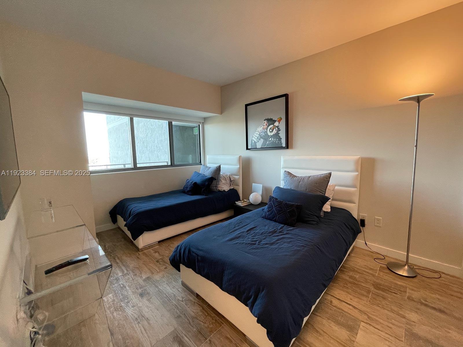 650 NE 32nd St #3005 Miami, FL 33137