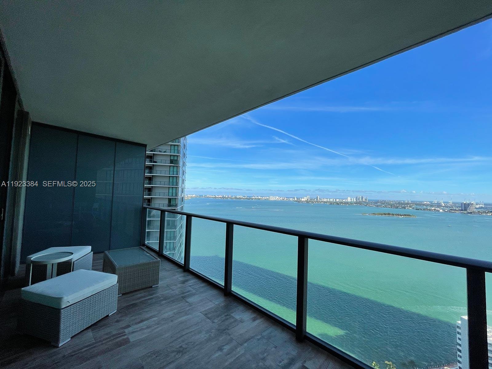 650 NE 32nd St #3005 Miami, FL 33137