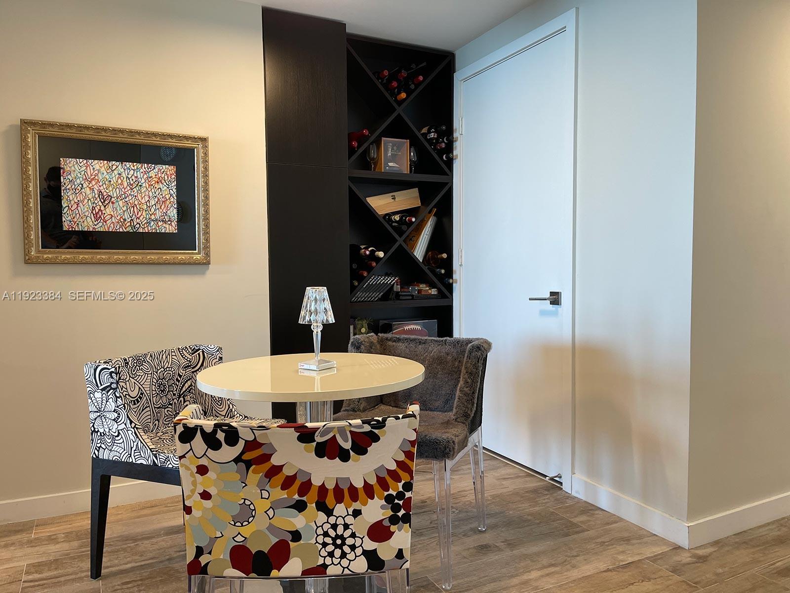 650 NE 32nd St #3005 Miami, FL 33137