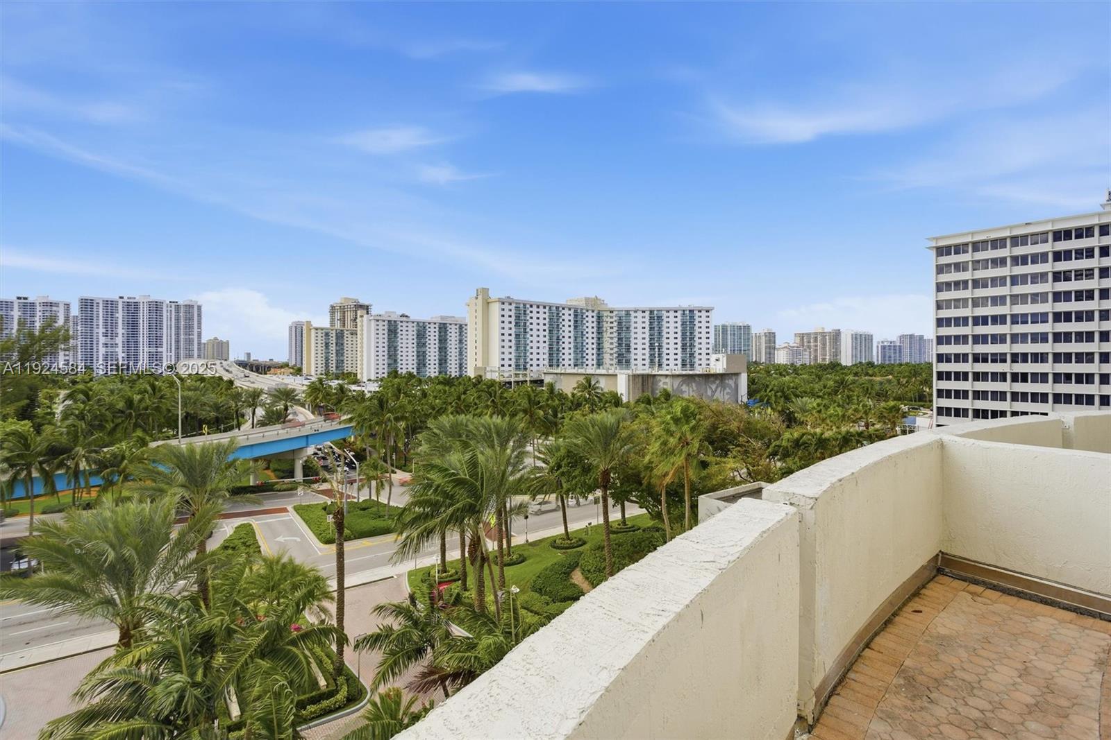 19111 Collins Ave #505 Sunny Isles Beach, FL 33160