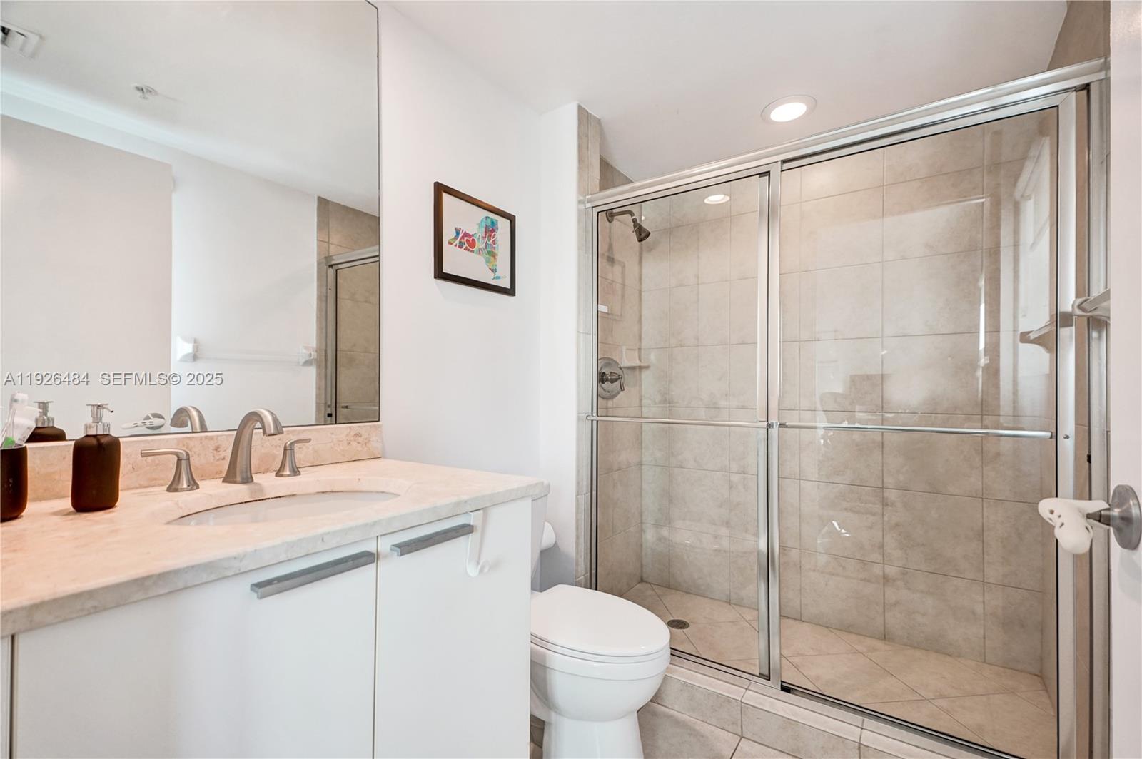 14951 Royal Oaks Ln #401 North Miami, FL 33181