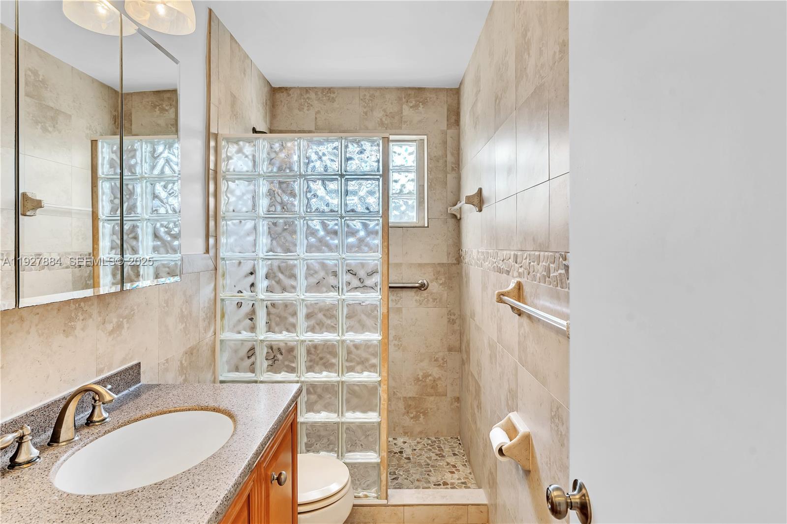 3437 Buchanan St Hollywood, FL 33021