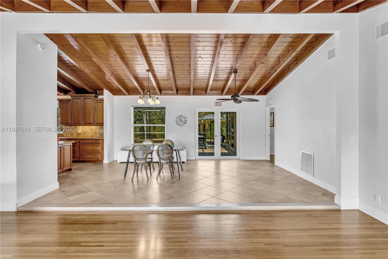 3437 Buchanan St Hollywood, FL 33021