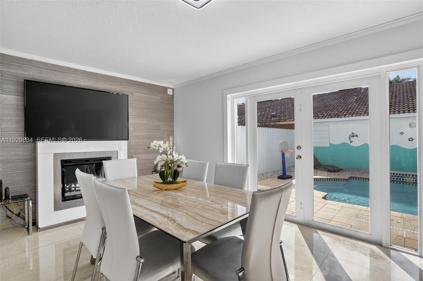 13966 SW 13th St Miami, FL 33184