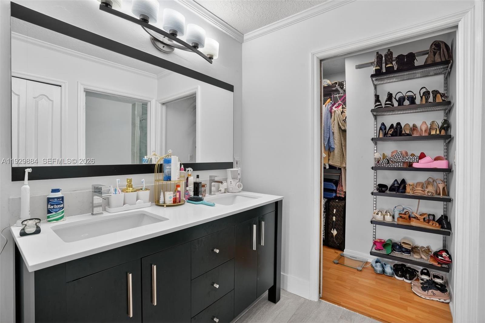 13966 SW 13th St Miami, FL 33184