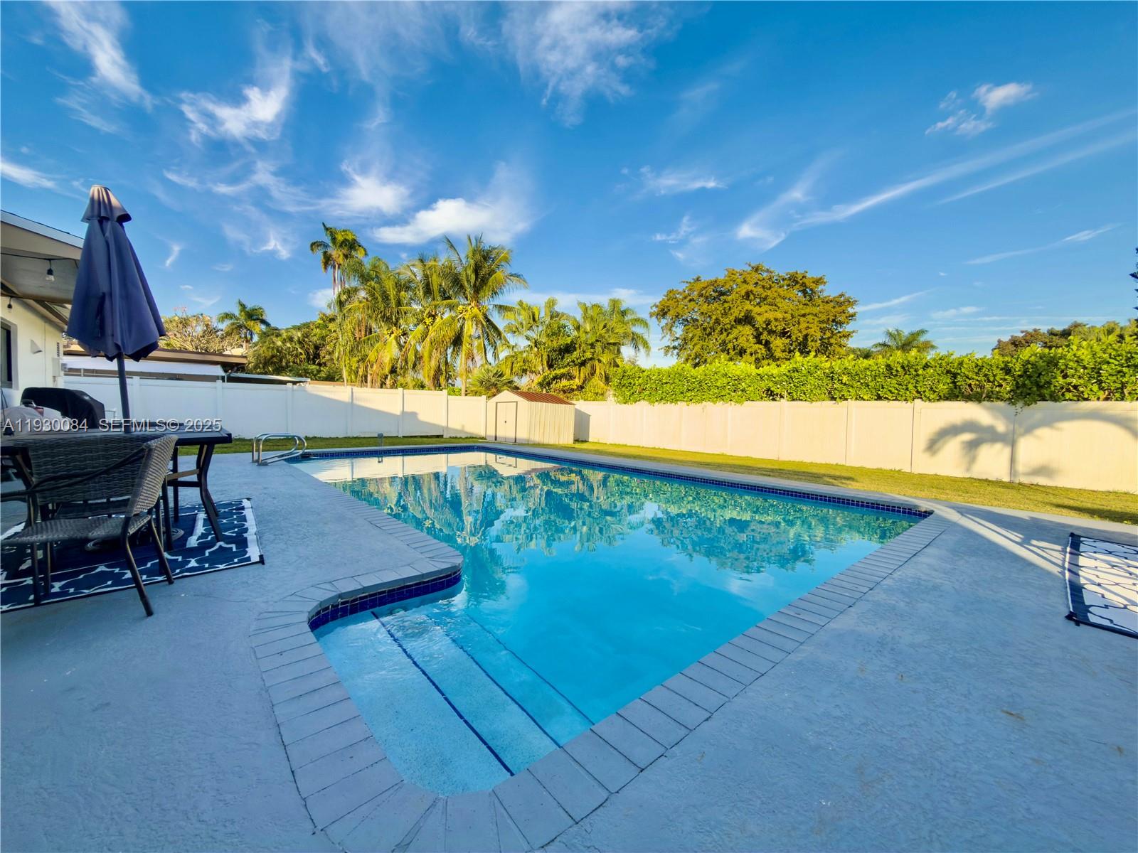 18133 SW 93rd Ave Palmetto Bay, FL 33157