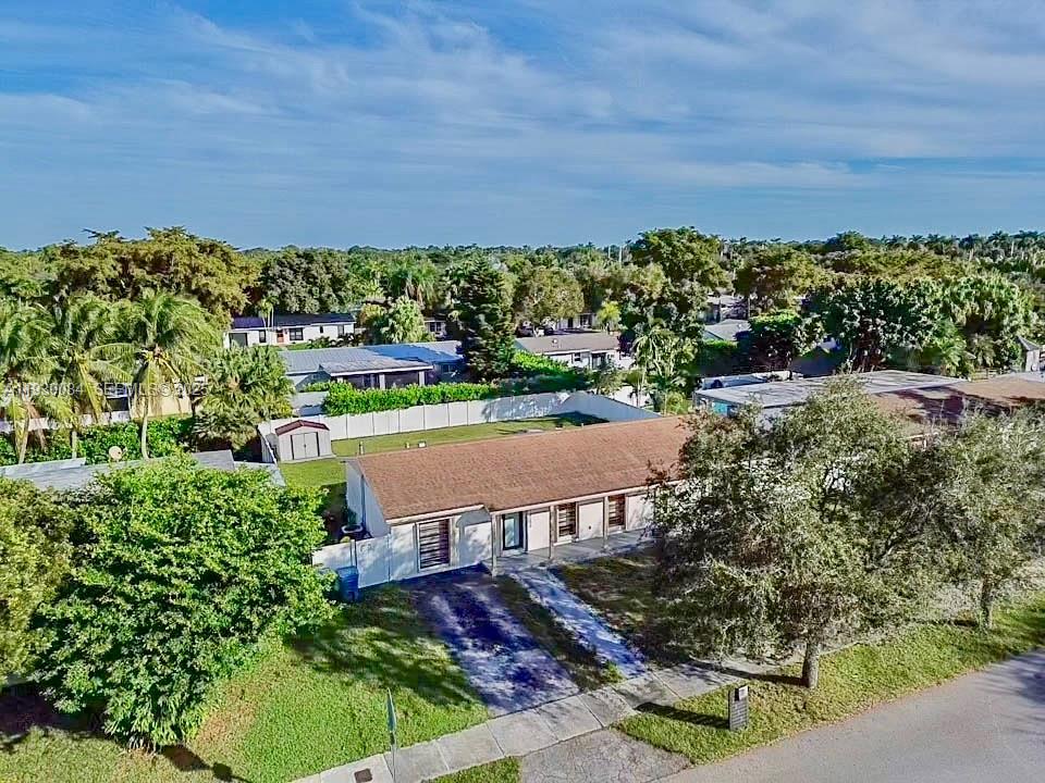 18133 SW 93rd Ave Palmetto Bay, FL 33157