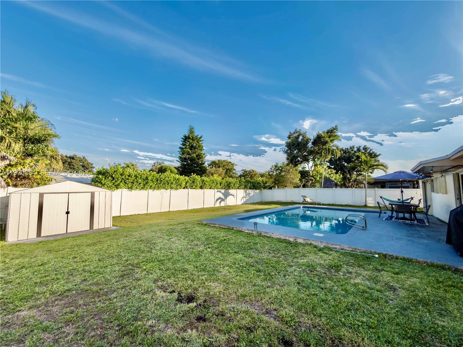 18133 SW 93rd Ave Palmetto Bay, FL 33157