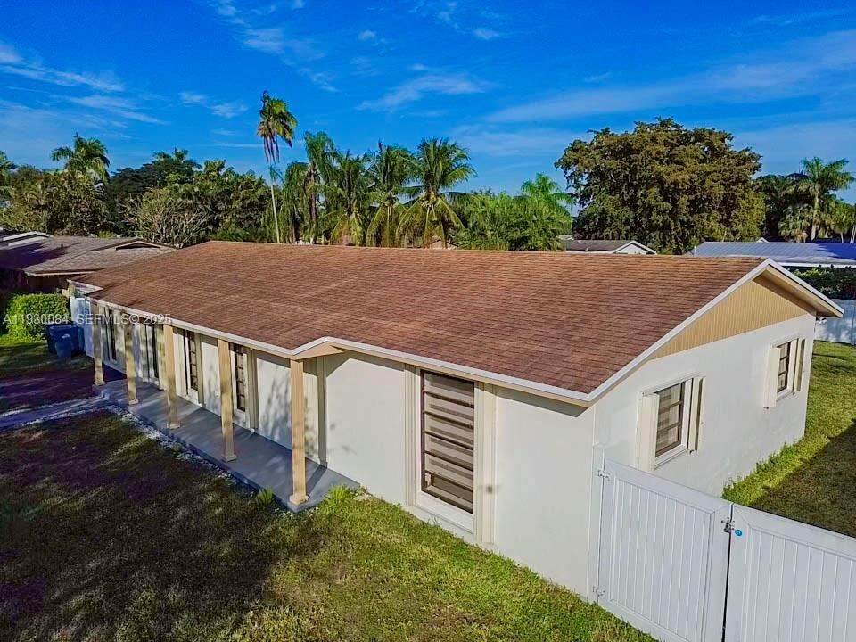 18133 SW 93rd Ave Palmetto Bay, FL 33157