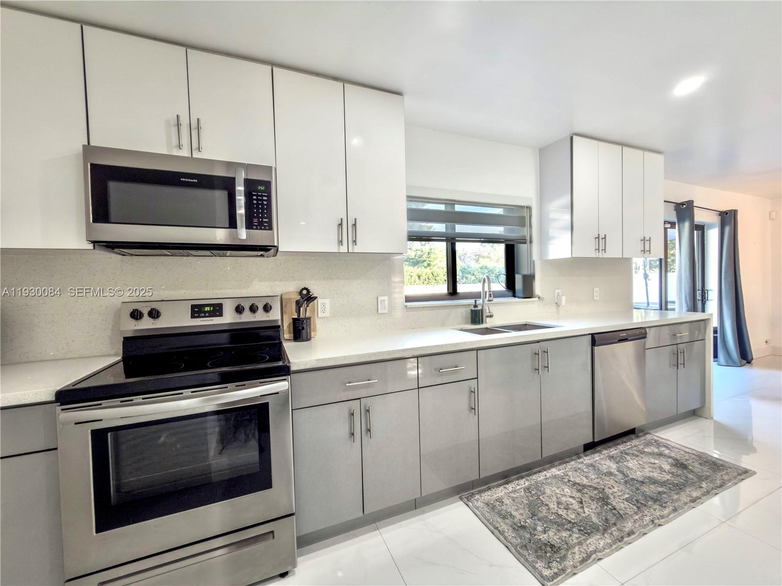 18133 SW 93rd Ave Palmetto Bay, FL 33157