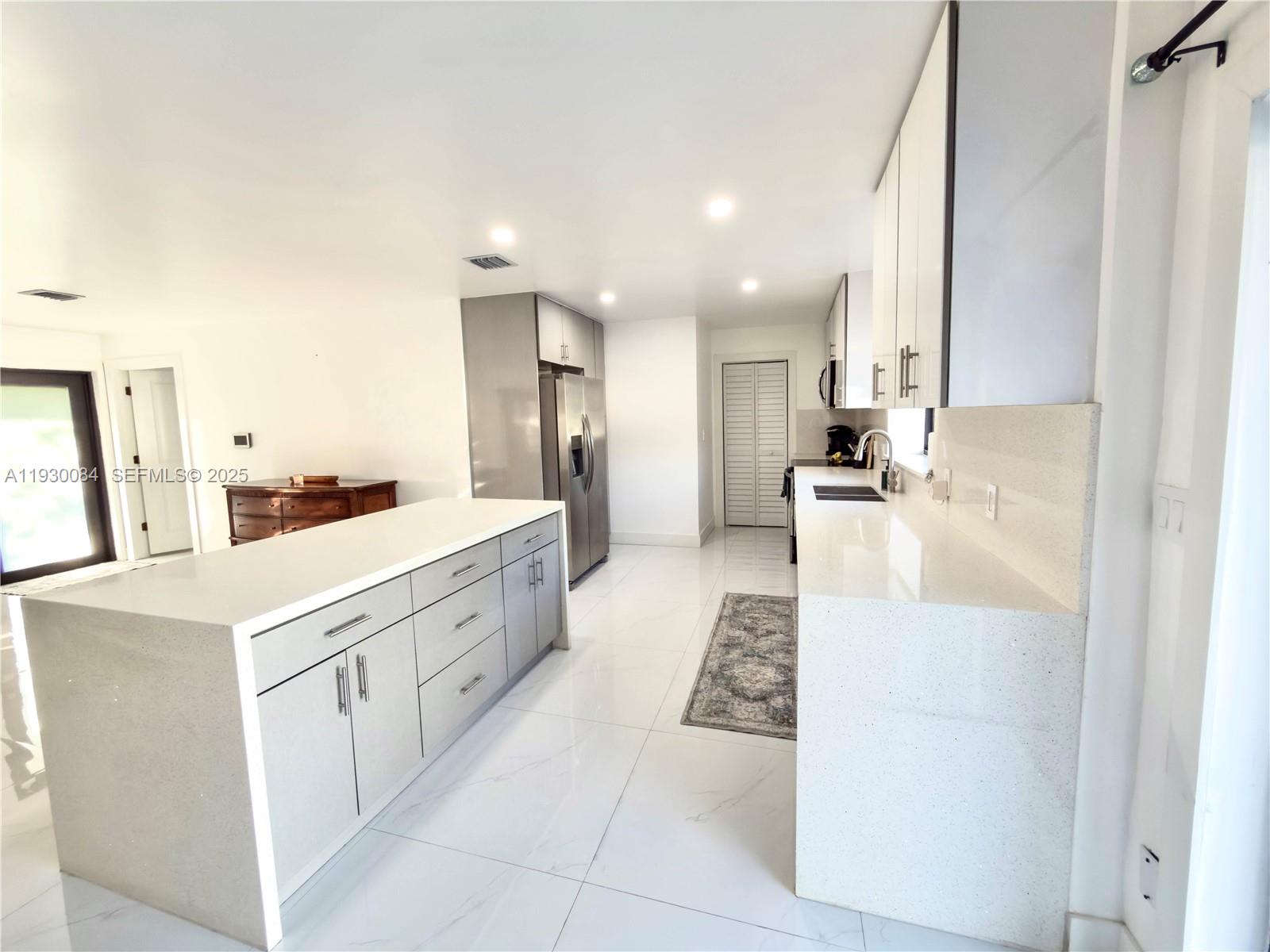 18133 SW 93rd Ave Palmetto Bay, FL 33157