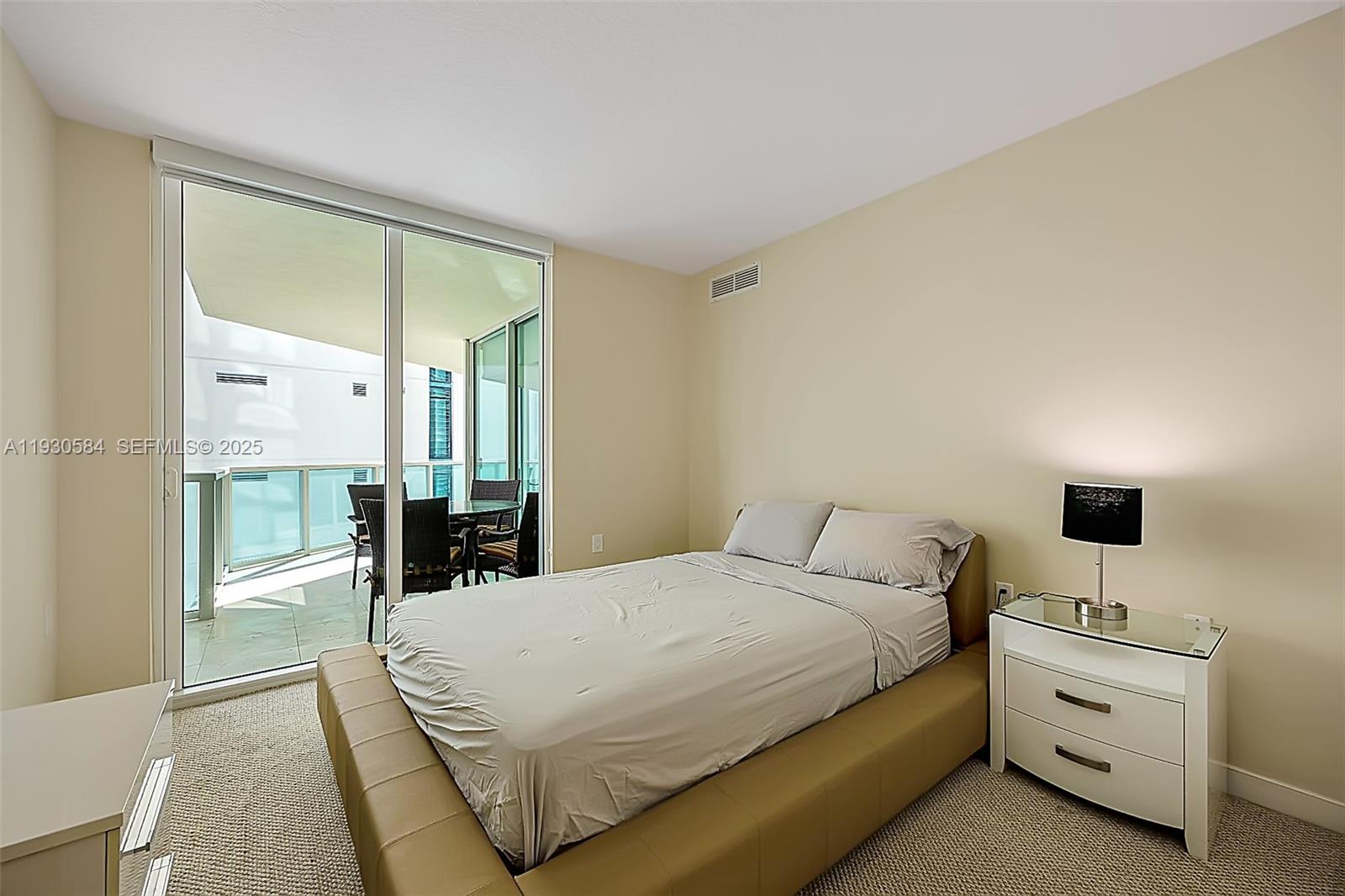 image St Tropez Sunny Isles8