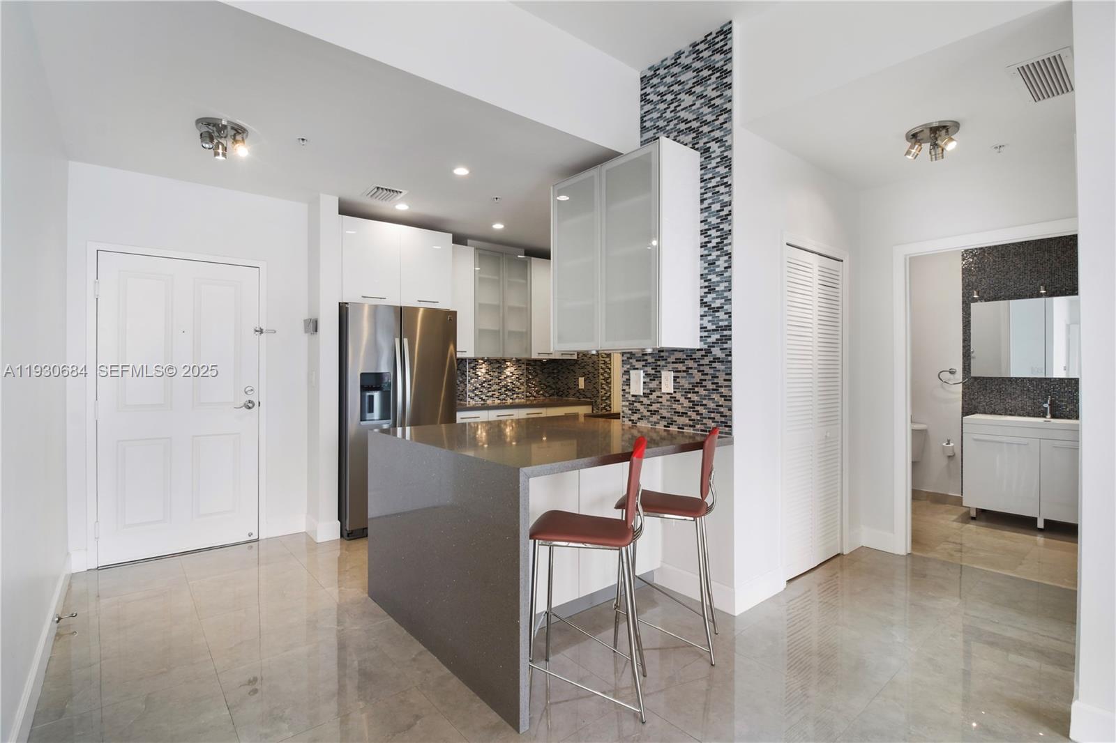 2650 SW 37th Ave #901 Miami, FL 33133